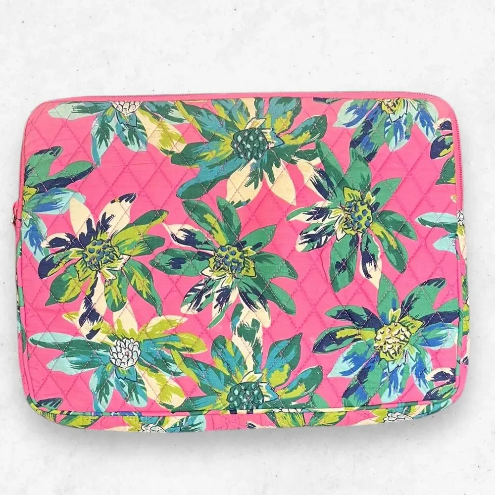 Vera Bradley 13x10 Laptop Padded‎ Case Sleeve Zip Around Tropical Paradise